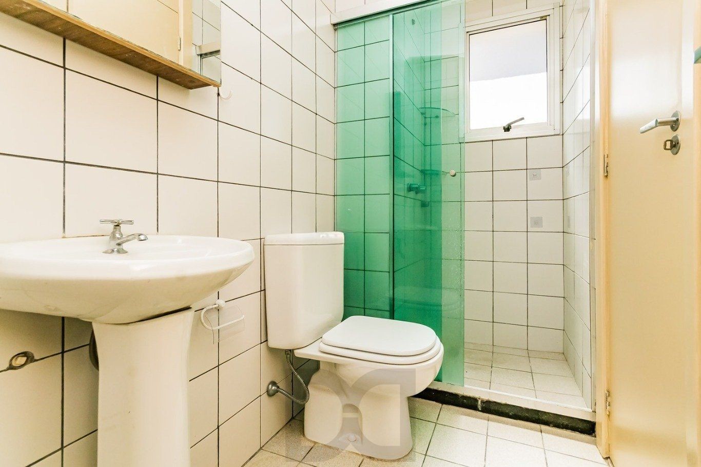 Apartamento de 2 dormitórios, elevador,1vaga de garagem, no Bairro Sarandi POA. — foto 17