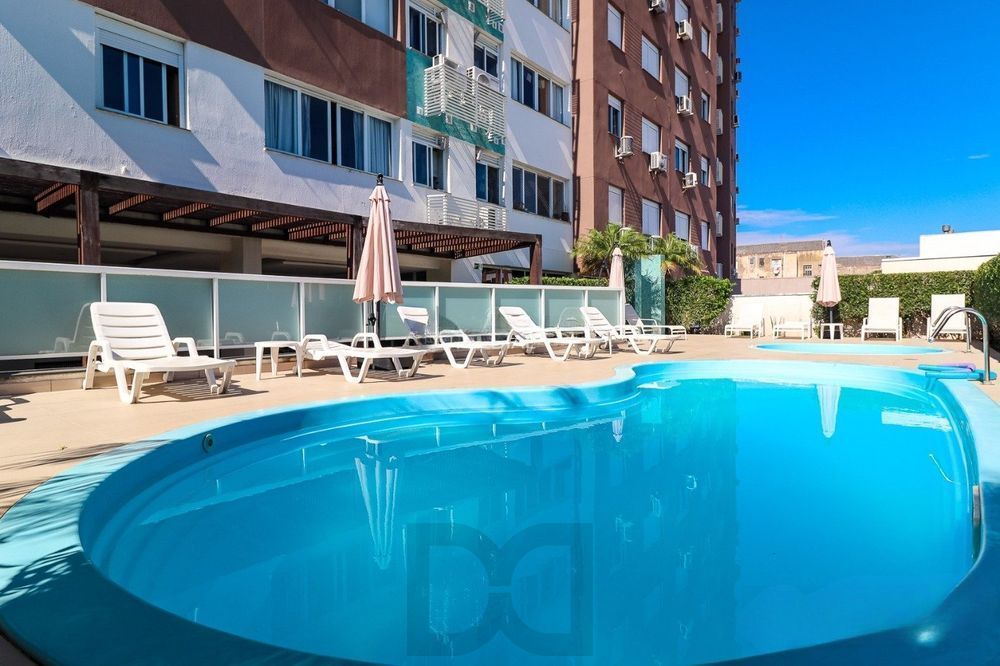 Apartamento de 3 quartos, suíte, elevador e 1 vaga no bairro Azenha — foto 34