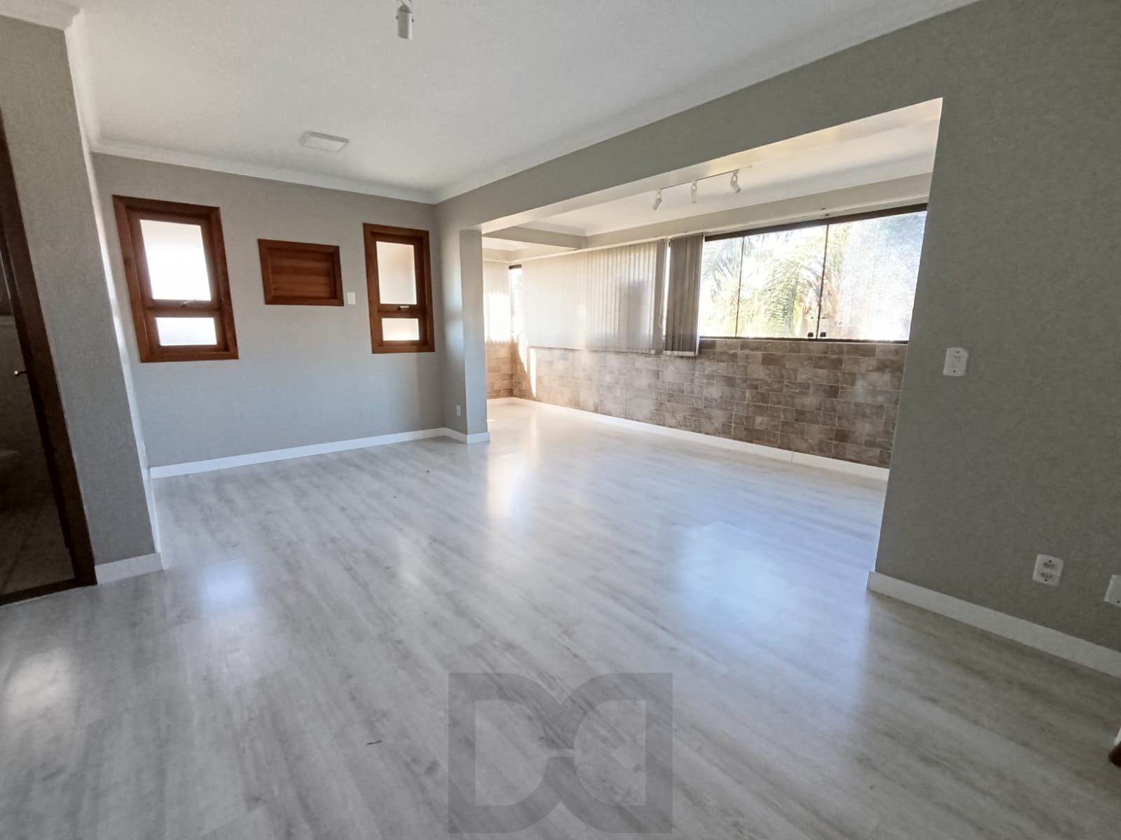 Apartamento de 3 quartos, elevador e 2 vagas no bairro Jardim Lindóia. — foto 2