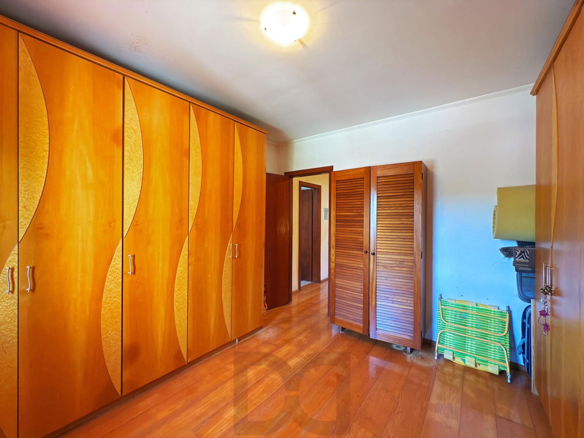 Casa para Venda - 190m², 3 dormitórios, sendo 1 suites, 3 vagas - Nonoai — foto 24