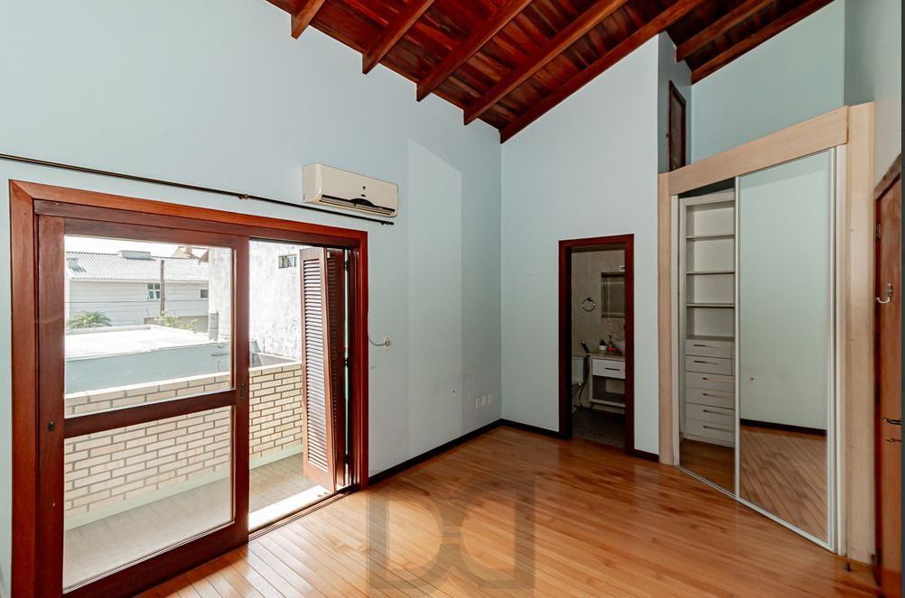 Casa em condomínio Fechado no Bairro Ipanema c/3 dormitórios. — foto 16