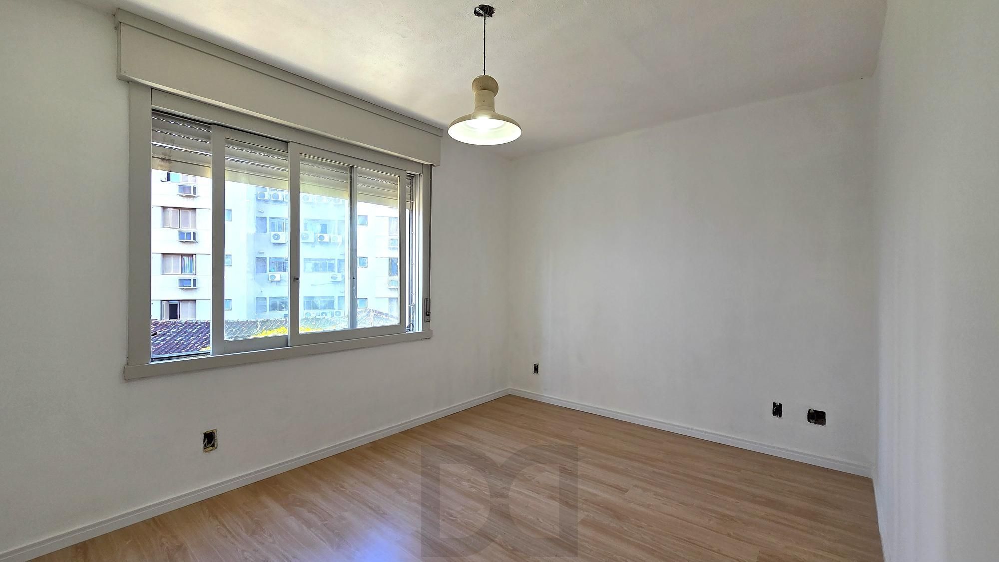 Excelente apartamento em localização privilegiada, na Avenida Dr. Nilo Peçanha com 2 dormitórios, 2 banheiros e 1 vaga de garagem. — foto 5