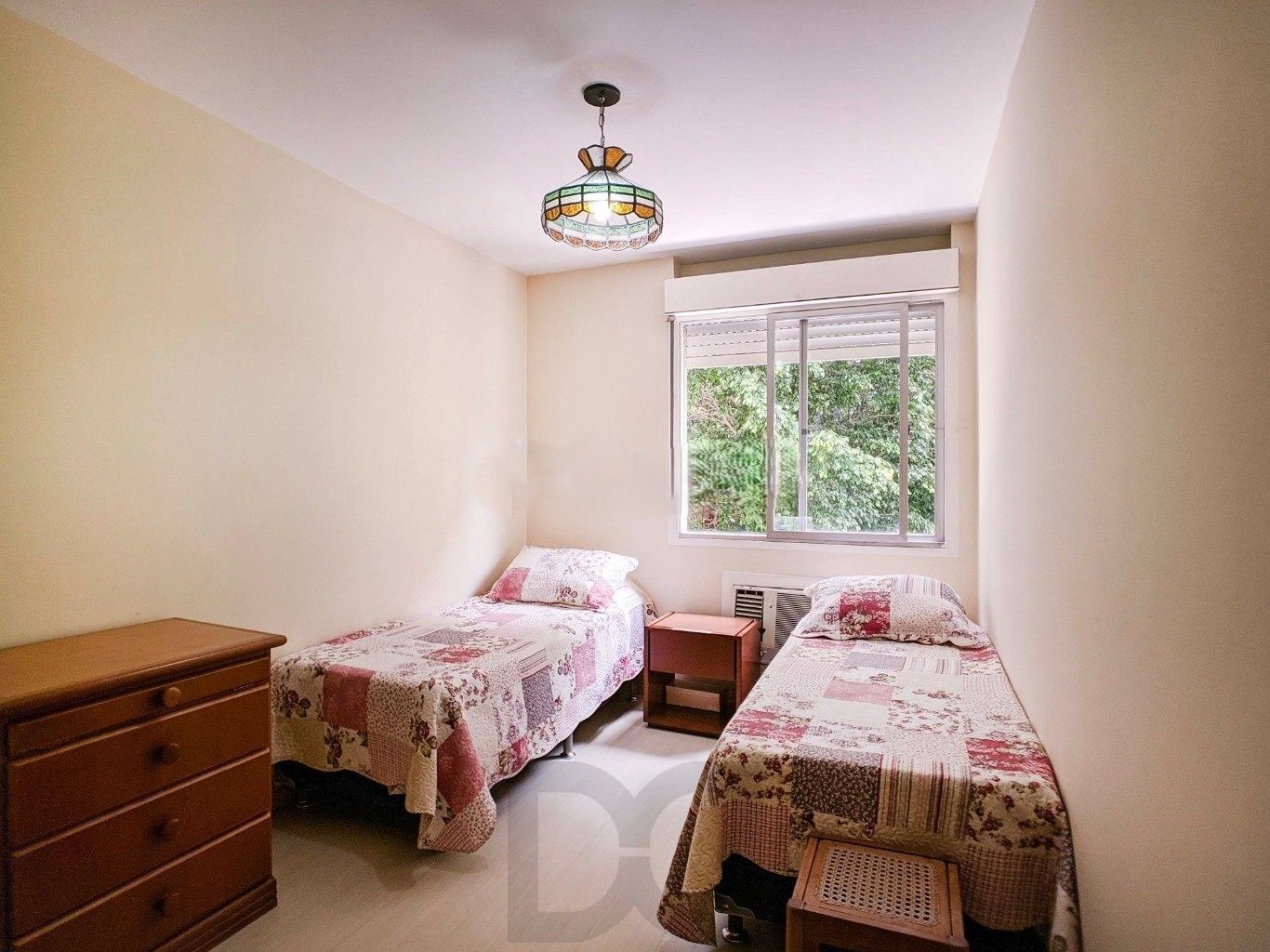 Apartamento à venda no bairro Menino Deus. Localizado em frente ao Parque Marinha do Brasil. O imóvel conta com 2 dormitórios e 1 vaga coberta. — foto 17