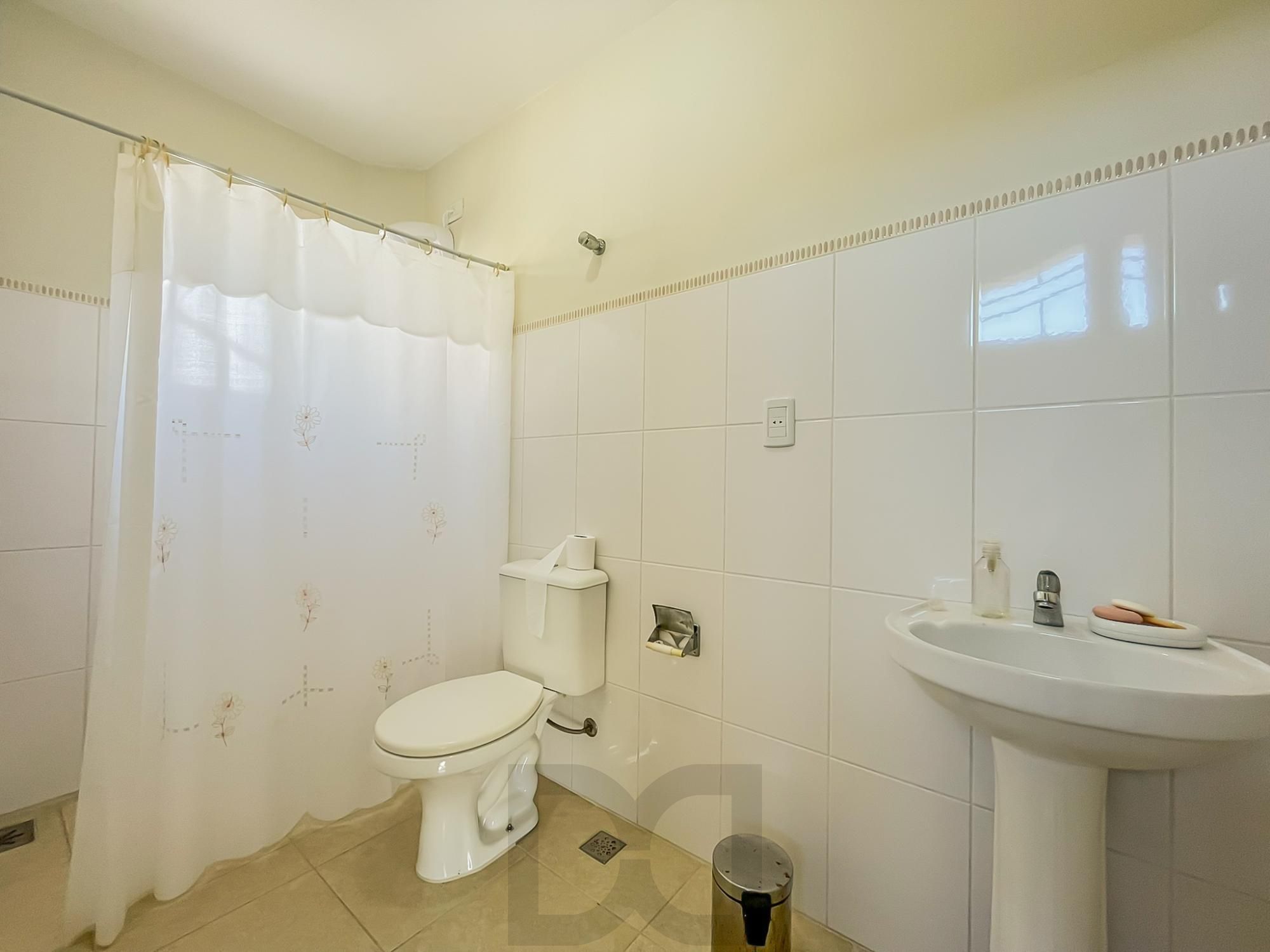 Casa 3 quartos, sendo 3 suítes, piscina, academia, 3 vagas. — foto 46