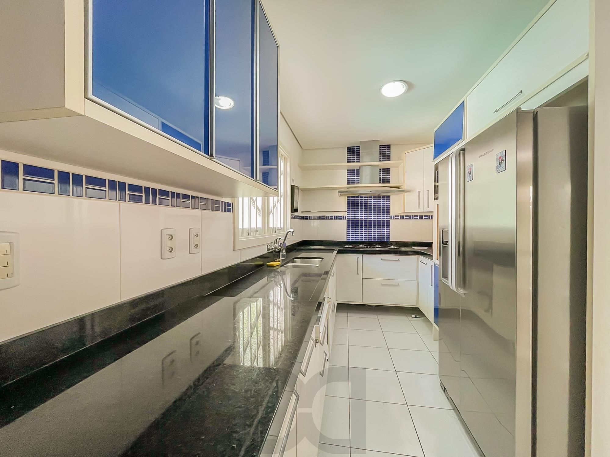 Casa 3 quartos, sendo 3 suítes, piscina, academia, 3 vagas. — foto 13