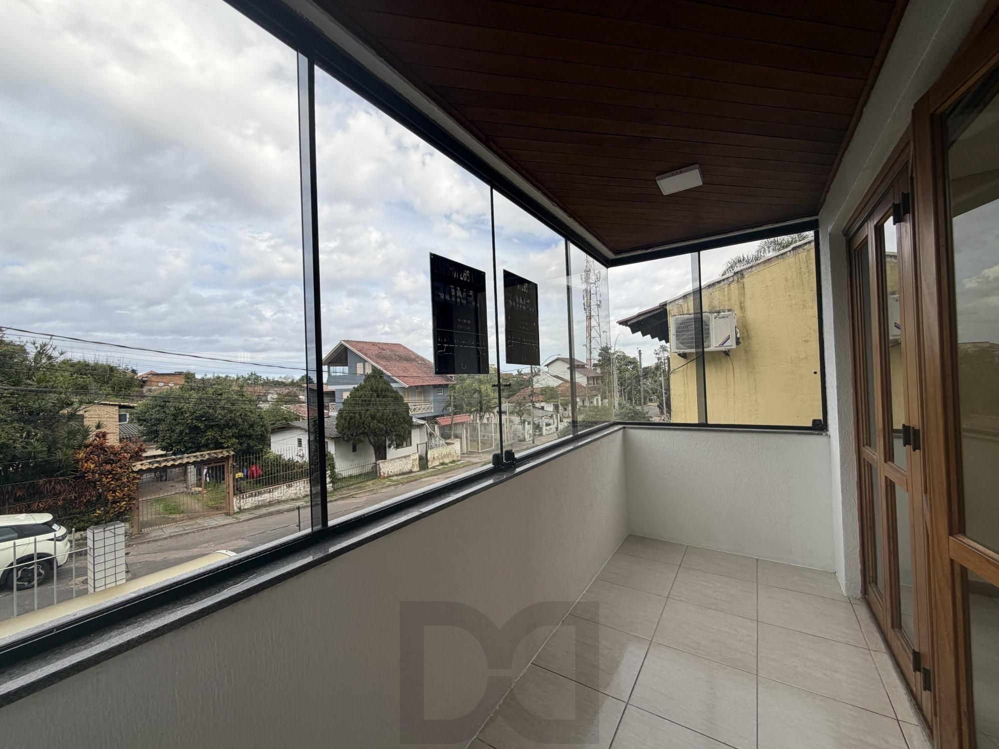 Apartamento Garden com 2 dormitórios, sendo 1 suíte, churrasqueira e lareira, 2 vagas de garagem cobertas. — foto 6