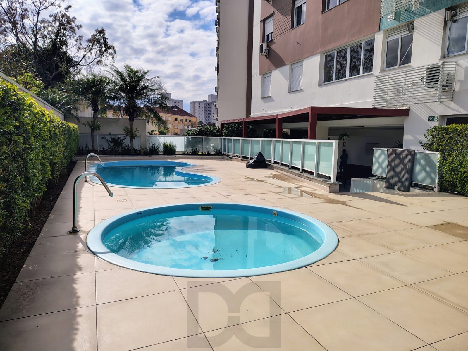AP. para locação 2 dormitórios, piscina, 1 vaga — foto 1