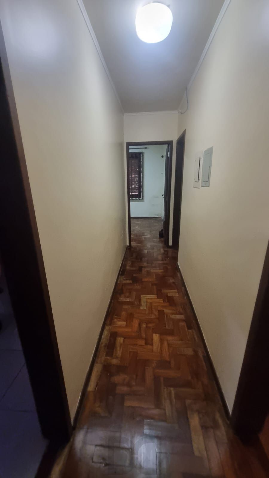 Ótima Residência com 5 dormitórios e 2 suítes. Bairro Santa Tereza. — foto 38
