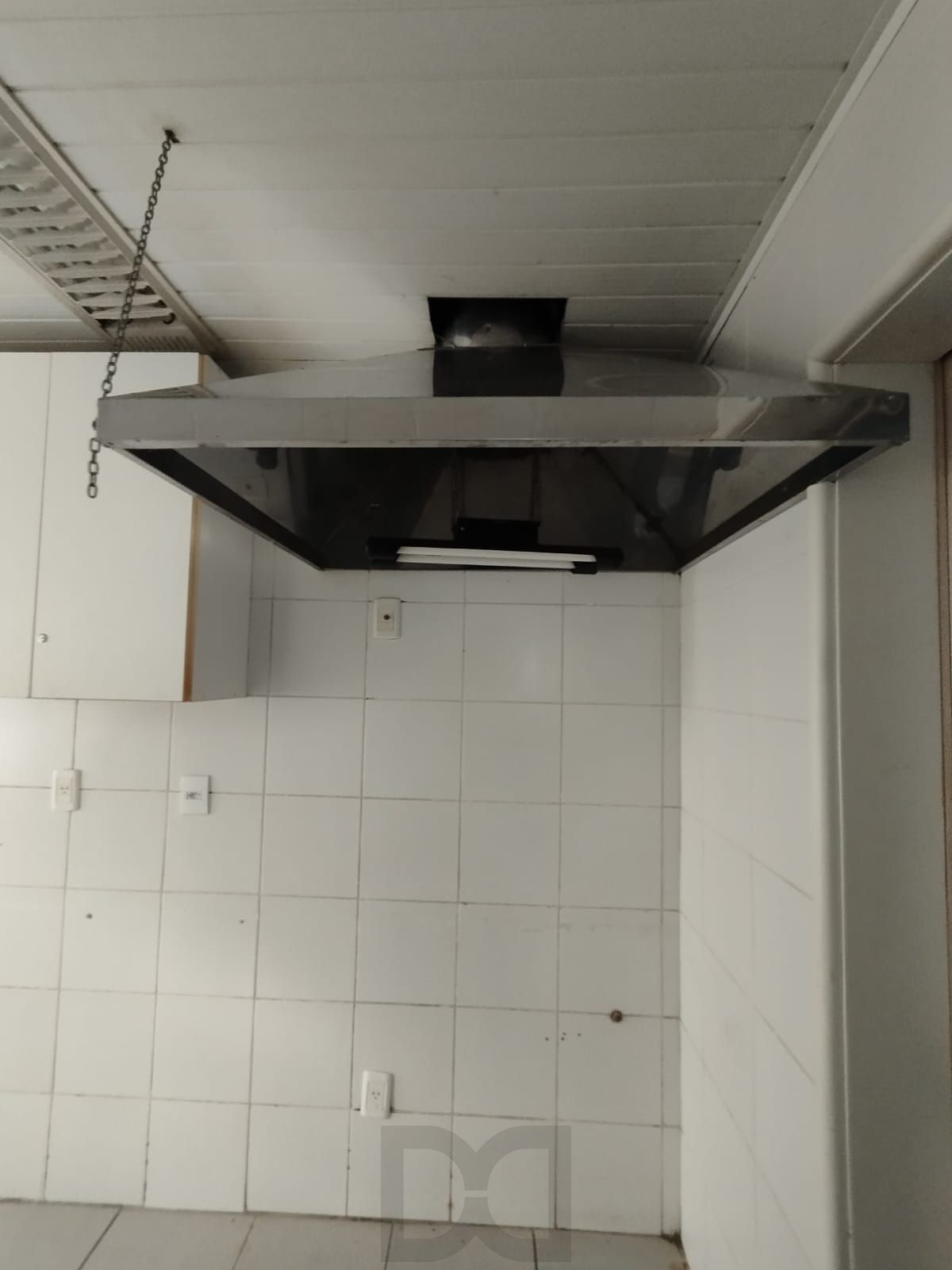 Loja na Tristeza com 360m², 17 vagas, 3 banheiros para locação. — foto 33
