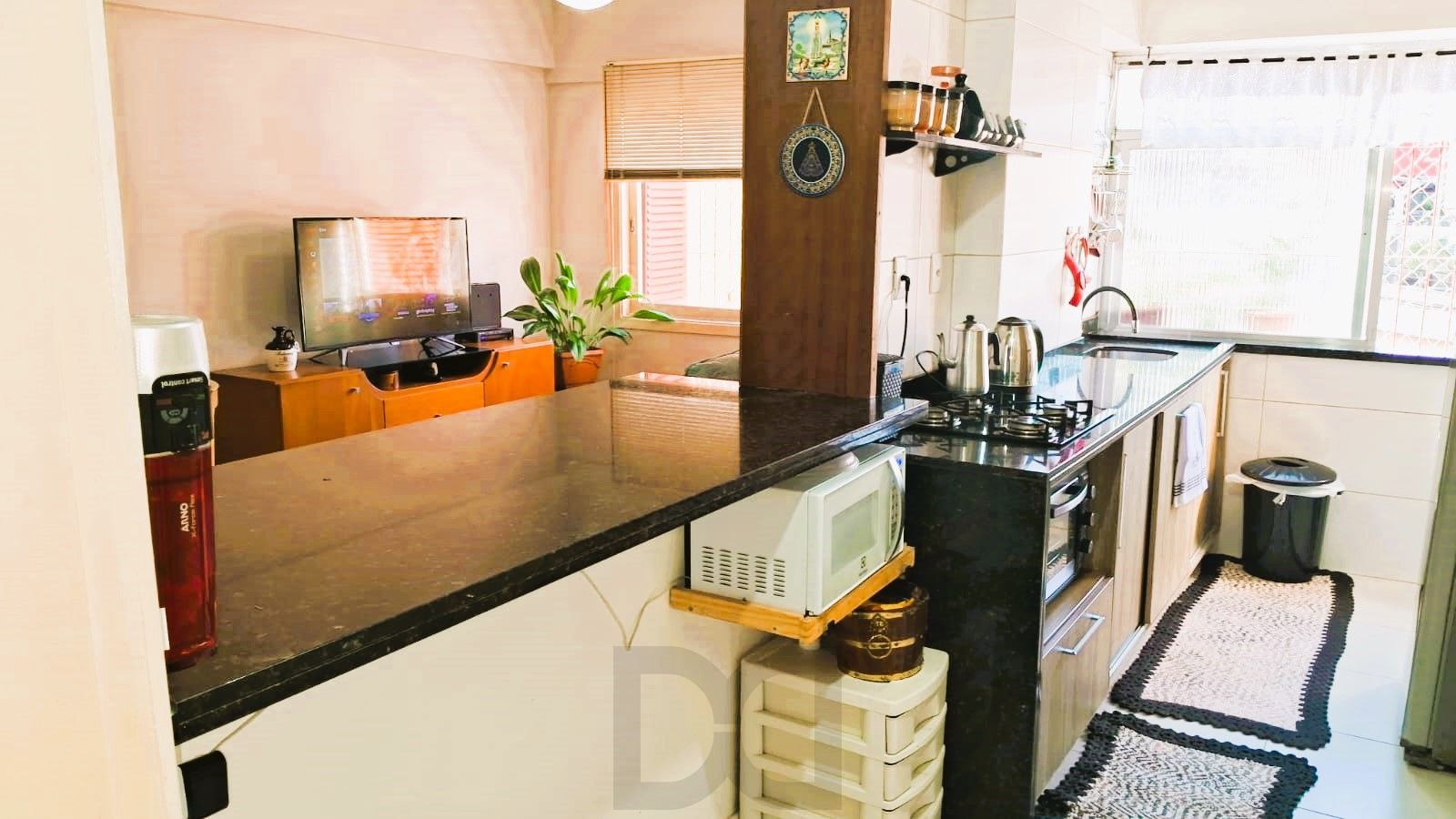 Lindo Apartamento com 1 dormitório no Bairro Menino Deus. — foto 16