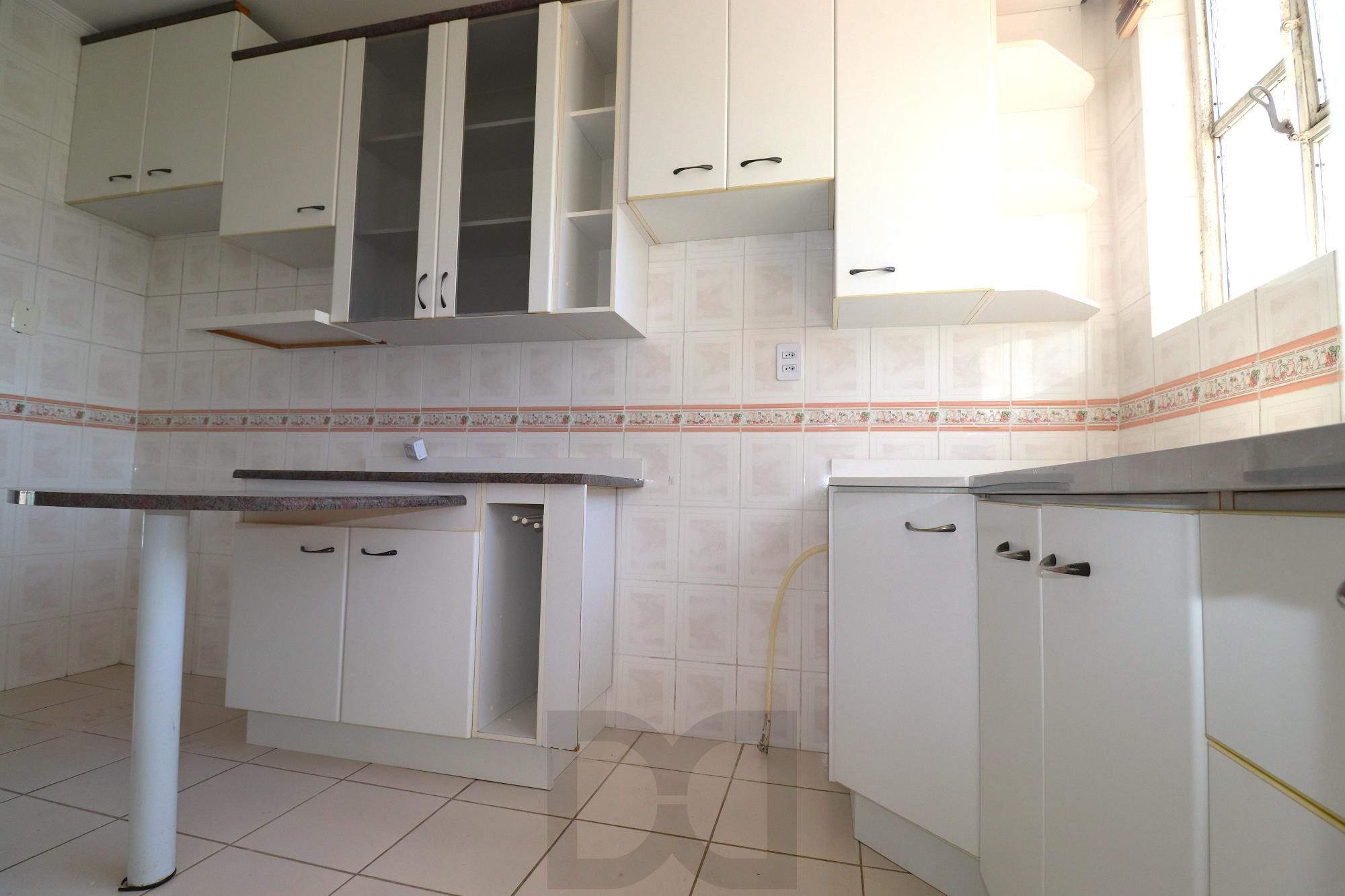 Ótimo apartamento com 79,4m2, 2 dormitórios, 1 vaga de garagem e dependencia completa. — foto 7