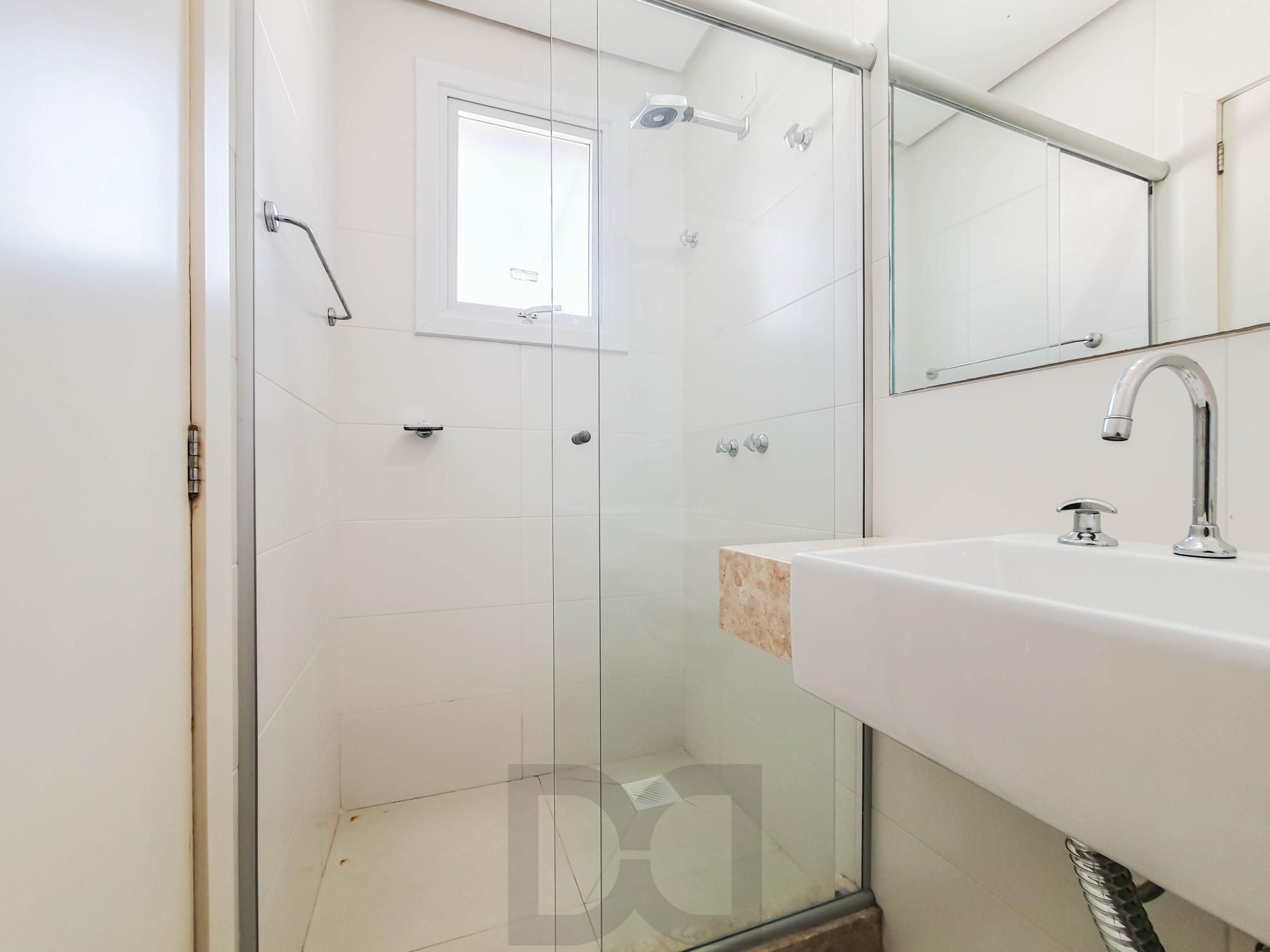Linda casa condomínio, 3 suítes, piscina, 3 vagas cobertas. — foto 33