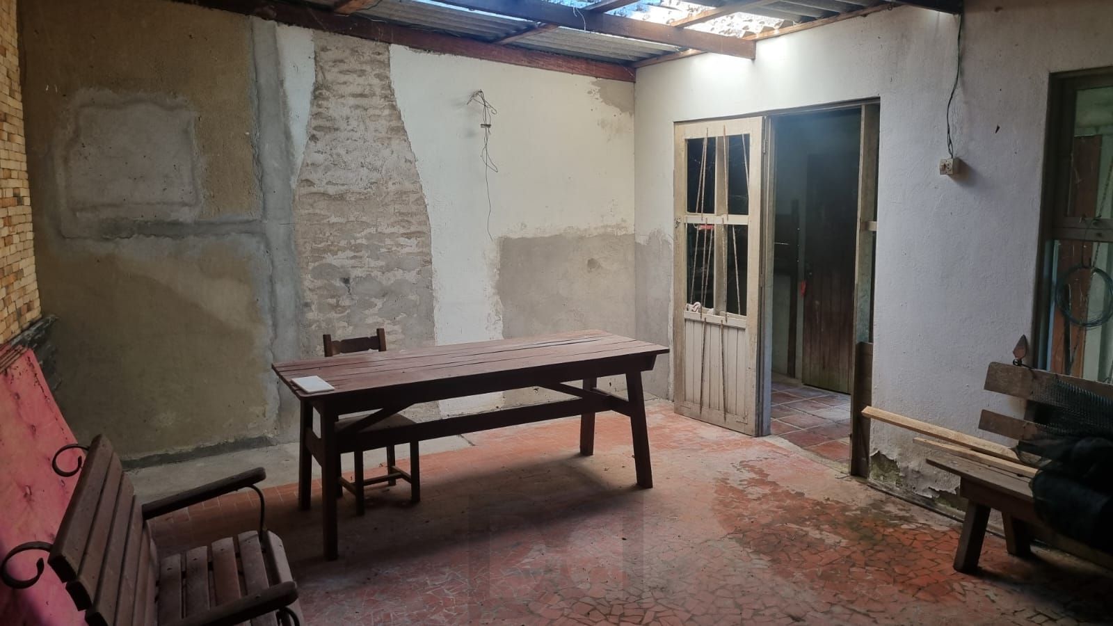 Ótima Residência com 5 dormitórios e 2 suítes. Bairro Santa Tereza. — foto 40