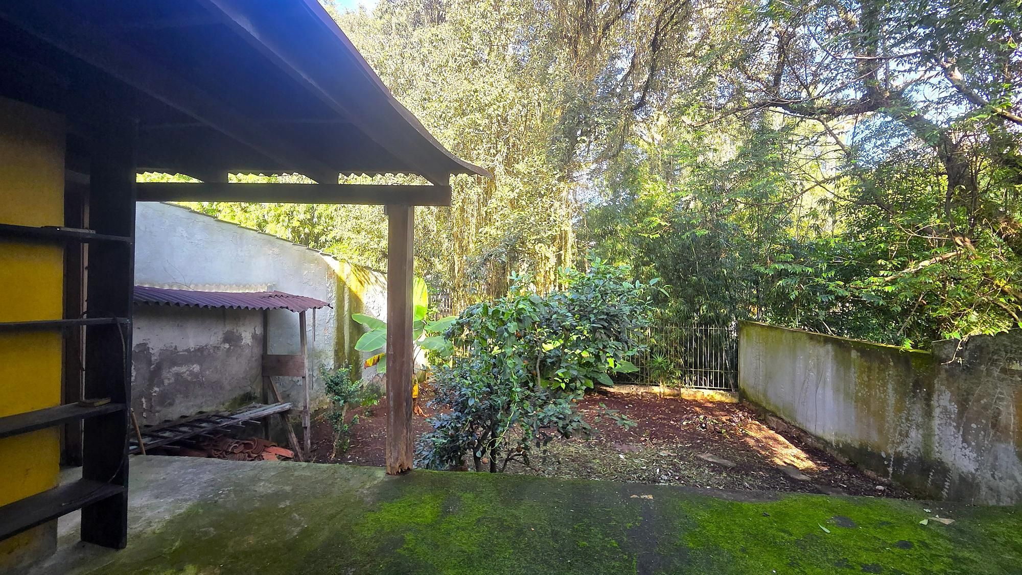 Excelente casa com 160 m² privativos, 4 dormitórios e garagem para 2 carros. — foto 27