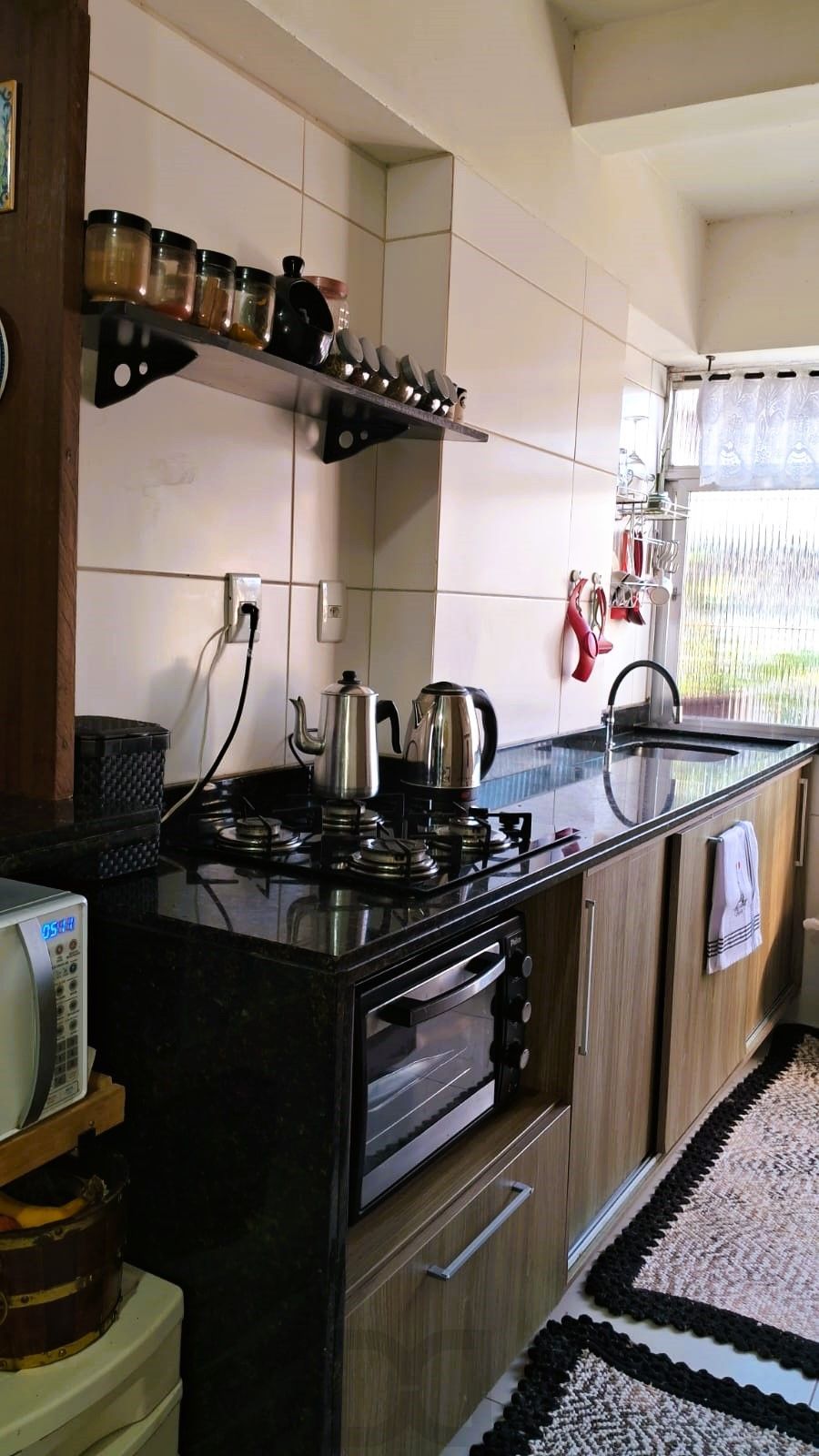 Lindo Apartamento com 1 dormitório no Bairro Menino Deus. — foto 14