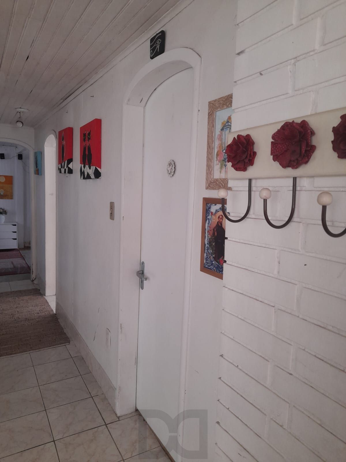 Casa mista, 4 dormitórios, sendo 1 suíte. — foto 14