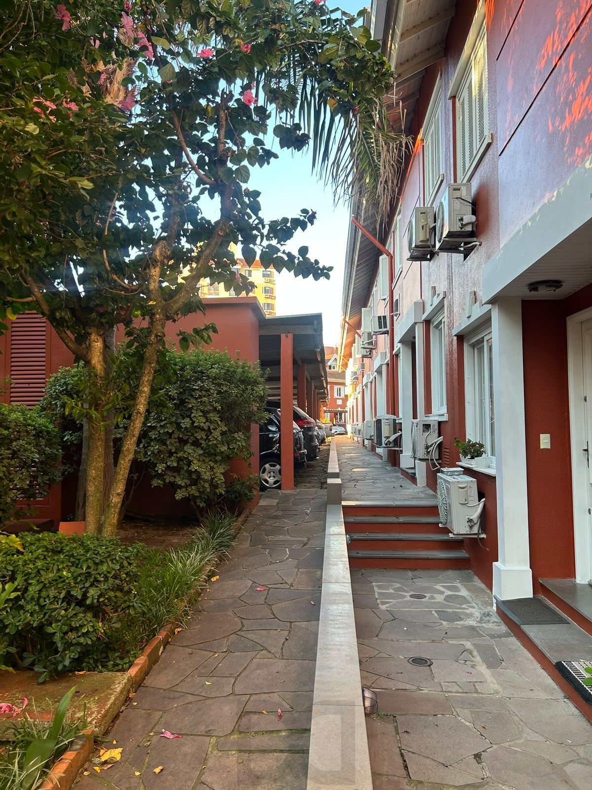 Casa condomínio 3 quartos, sendo 1 suíte, hidro e closet, 2 vagas — foto 20
