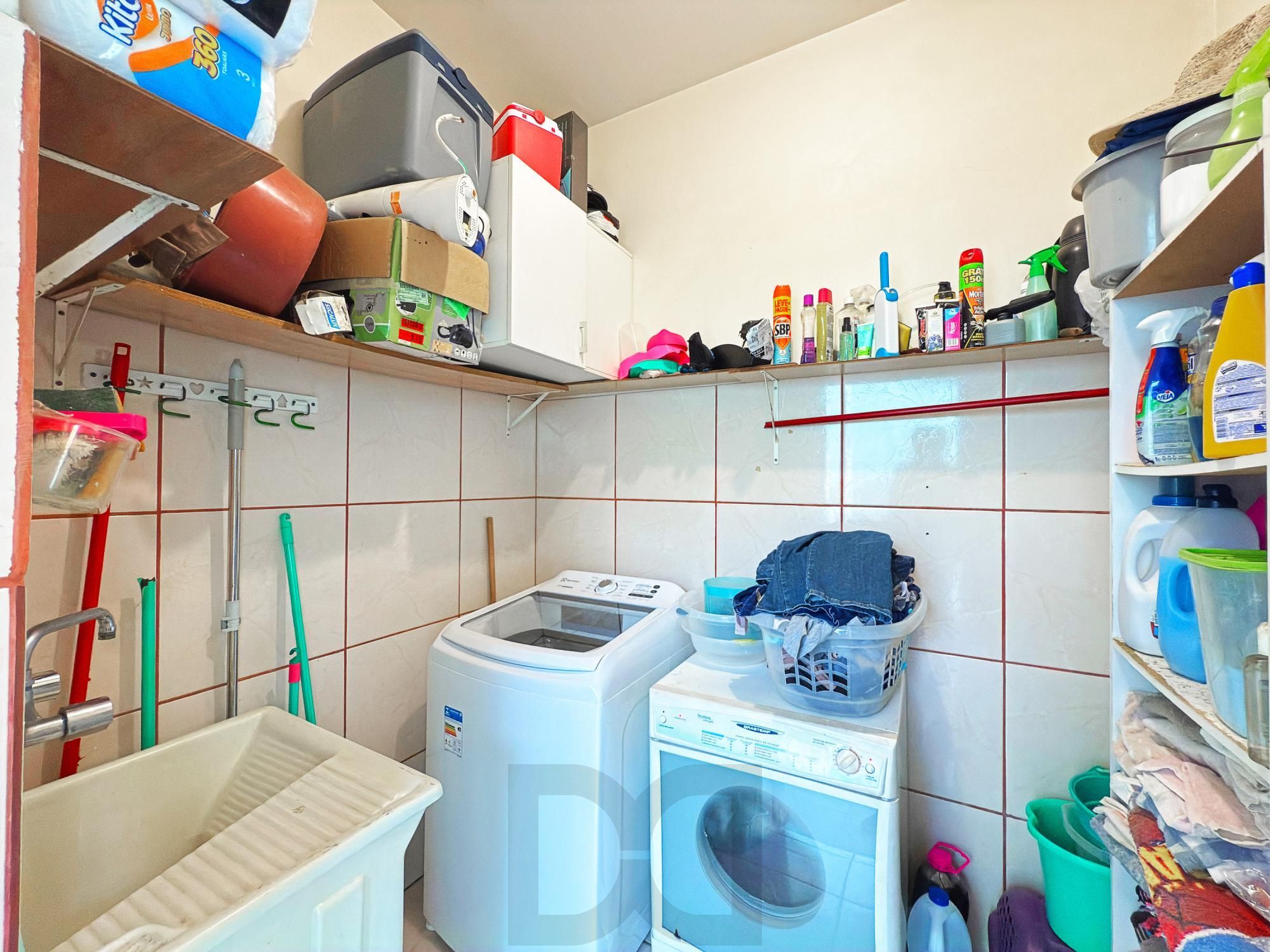 Residência com 4 Dormitório(s) Bairro Vila Nova — foto 47