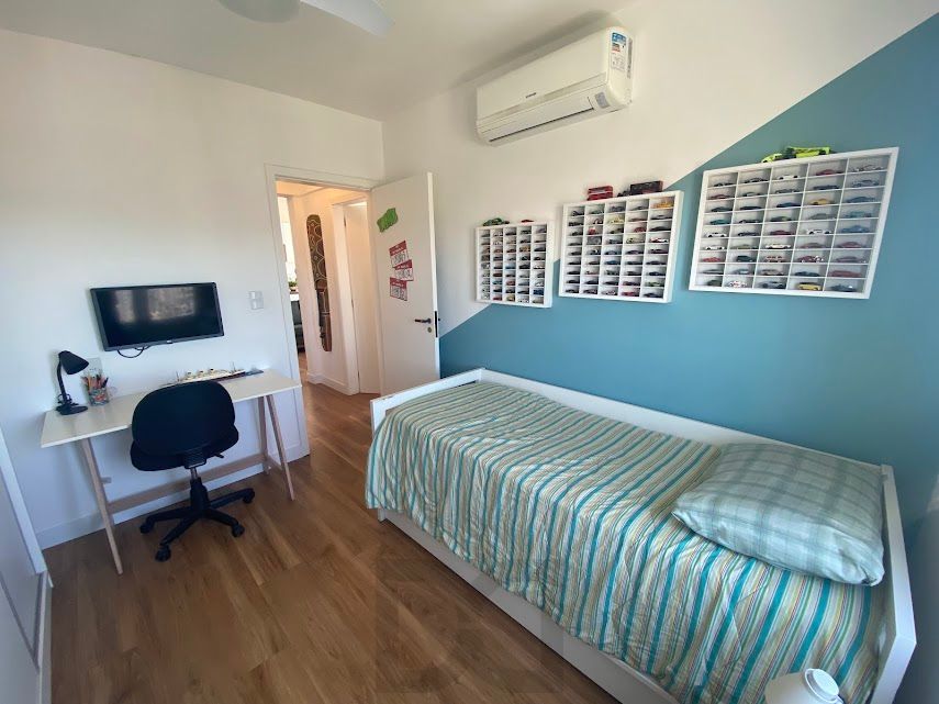 Cobertura, com 3 dormitórios, piscina, Bairro Tristeza. — foto 9