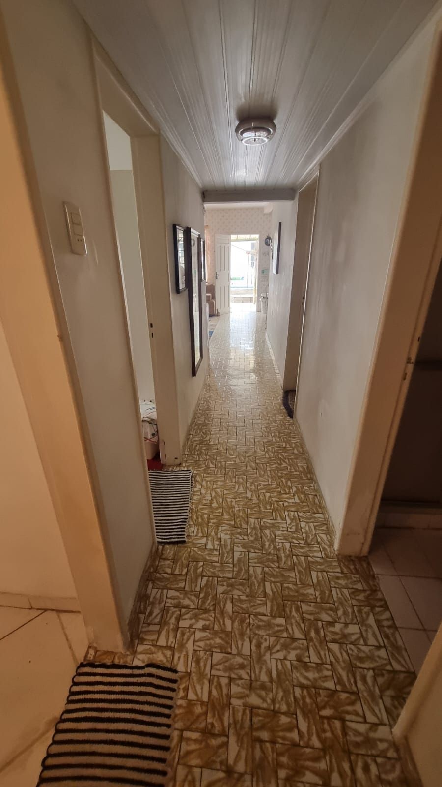Linda residência com 3 dormitórios no Bairro Cavalhada. — foto 19