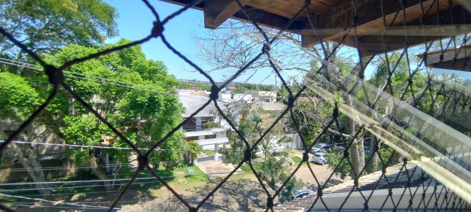 Linda Residência com 3 dormitórios, sendo 1 suíte á venda no Imperial Parque. — foto 22
