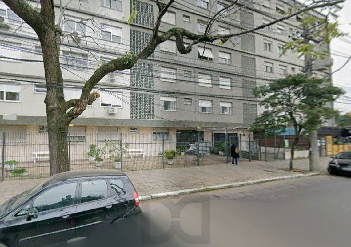 Ótimo apartamento no Menino Deus com 76,48m2 de área privativa, 3 dormitórios e 2 banheiros. — foto 14