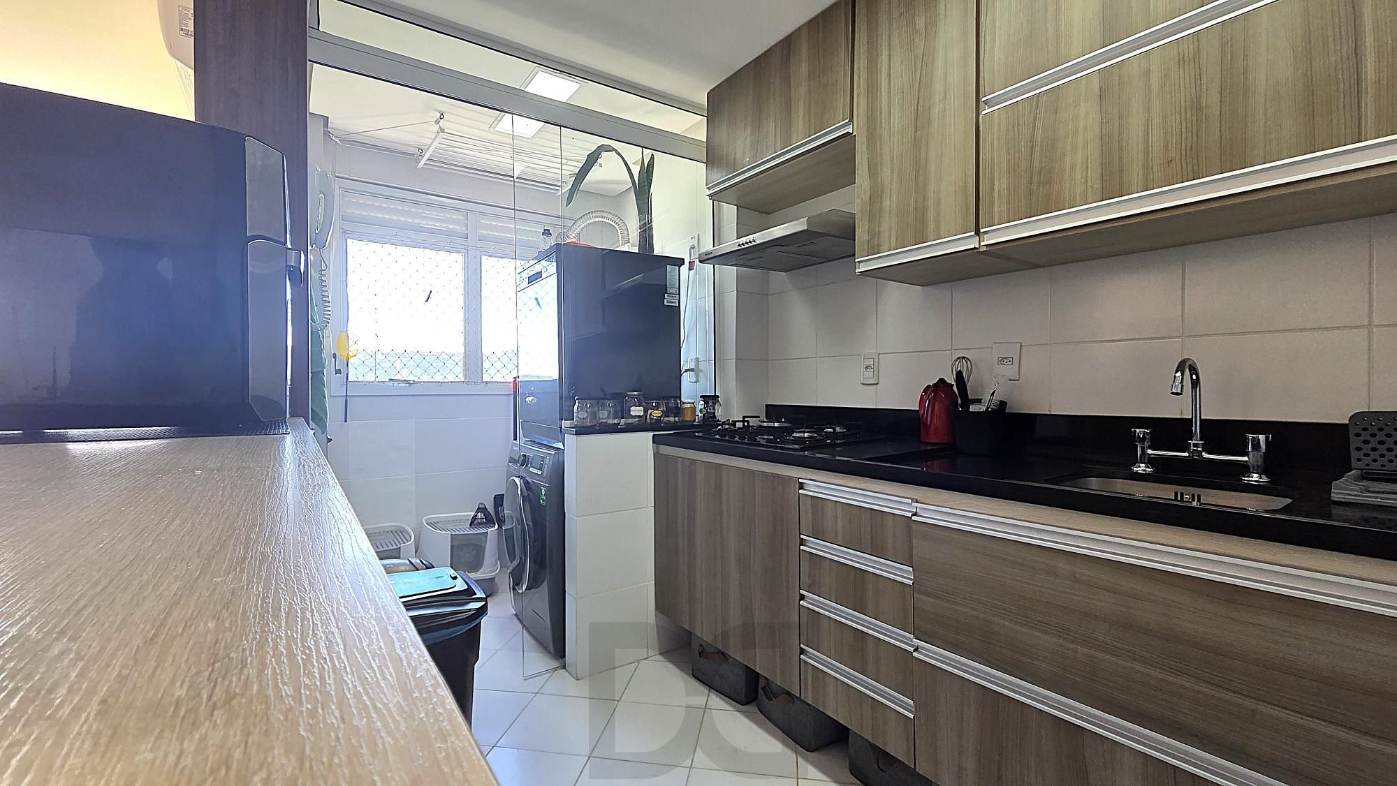 Apartamento semi mobiliado com 3 dormitórios transformados em 2, sendo 1 suíte e 1 vaga de garagem. — foto 7