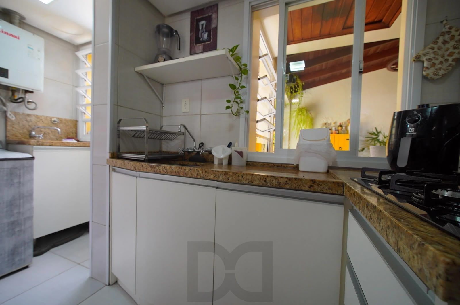 Casa em Condomínio com 3 Dormitórios, 137 m² e 2 Vagas na Zona Sul de PoA. — foto 8