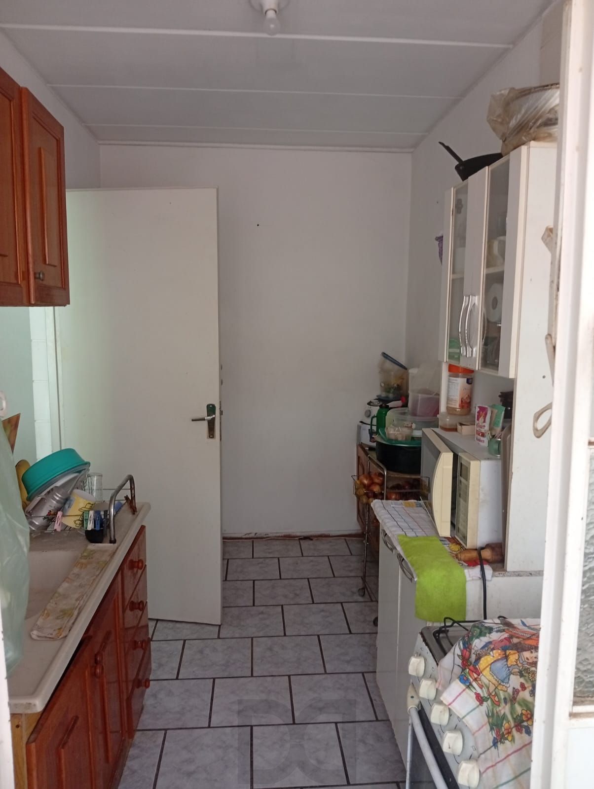 Amplo apartamento 02 dormitórios, no Bairro Vila Nova. — foto 11