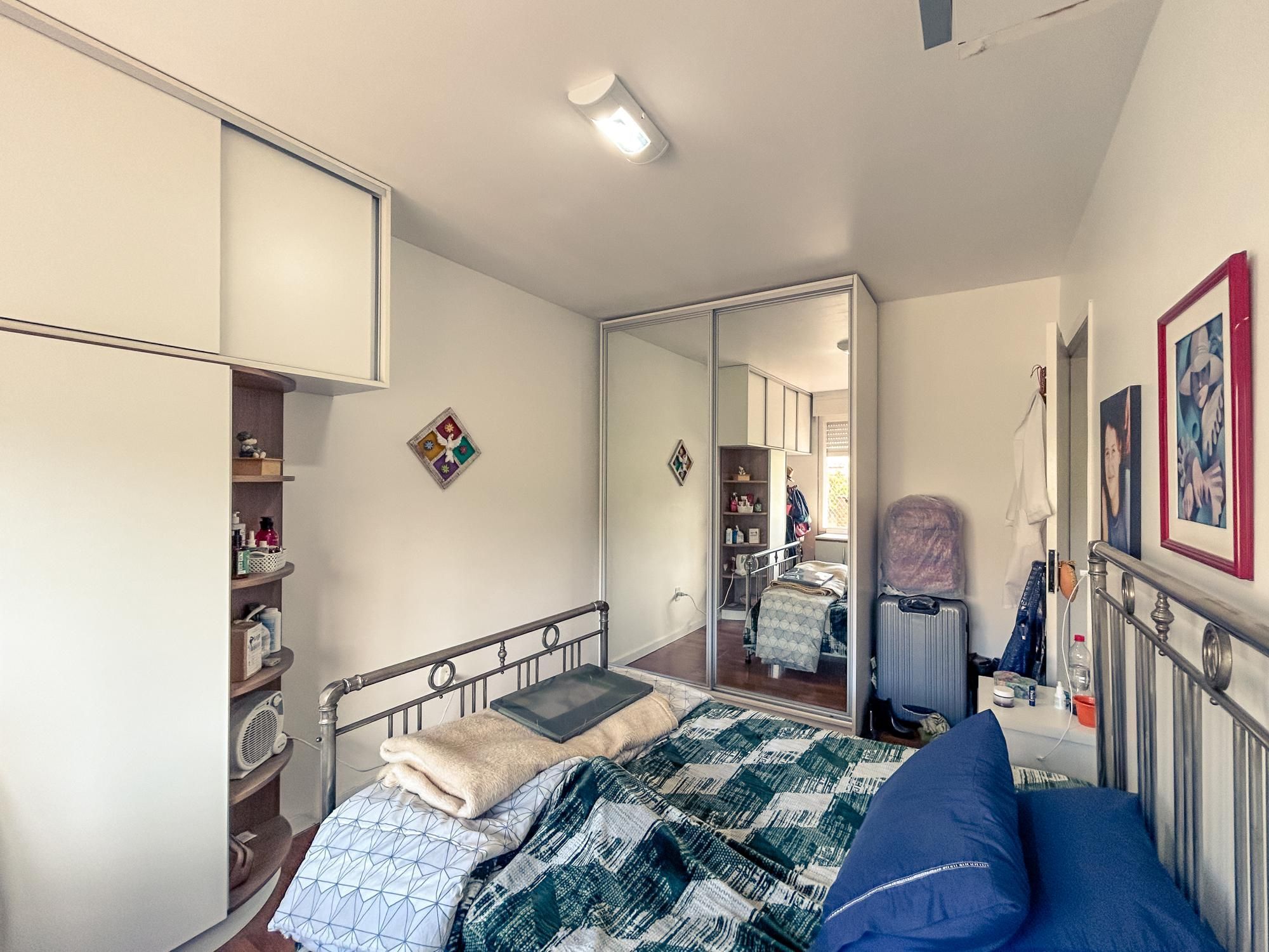Excelente apartamento com 3 dormitórios no coração do Menino Deus — foto 12