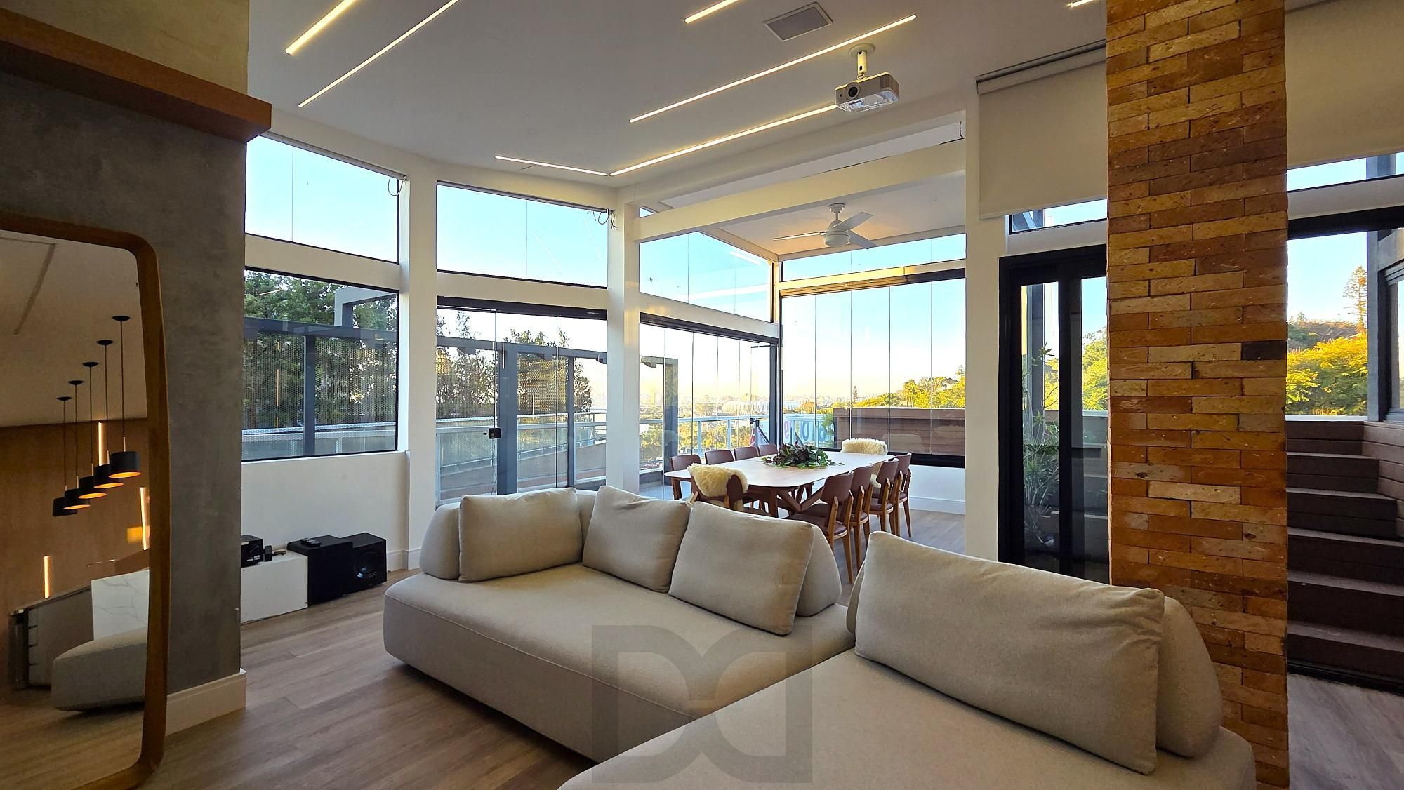 Cobertura de Alto Padrão com 357m2, 3 suítes e 3 vagas de garagem. Vista Permanente para o Guaíba | Porteira Fechada | Bairro Cristal. — foto 33