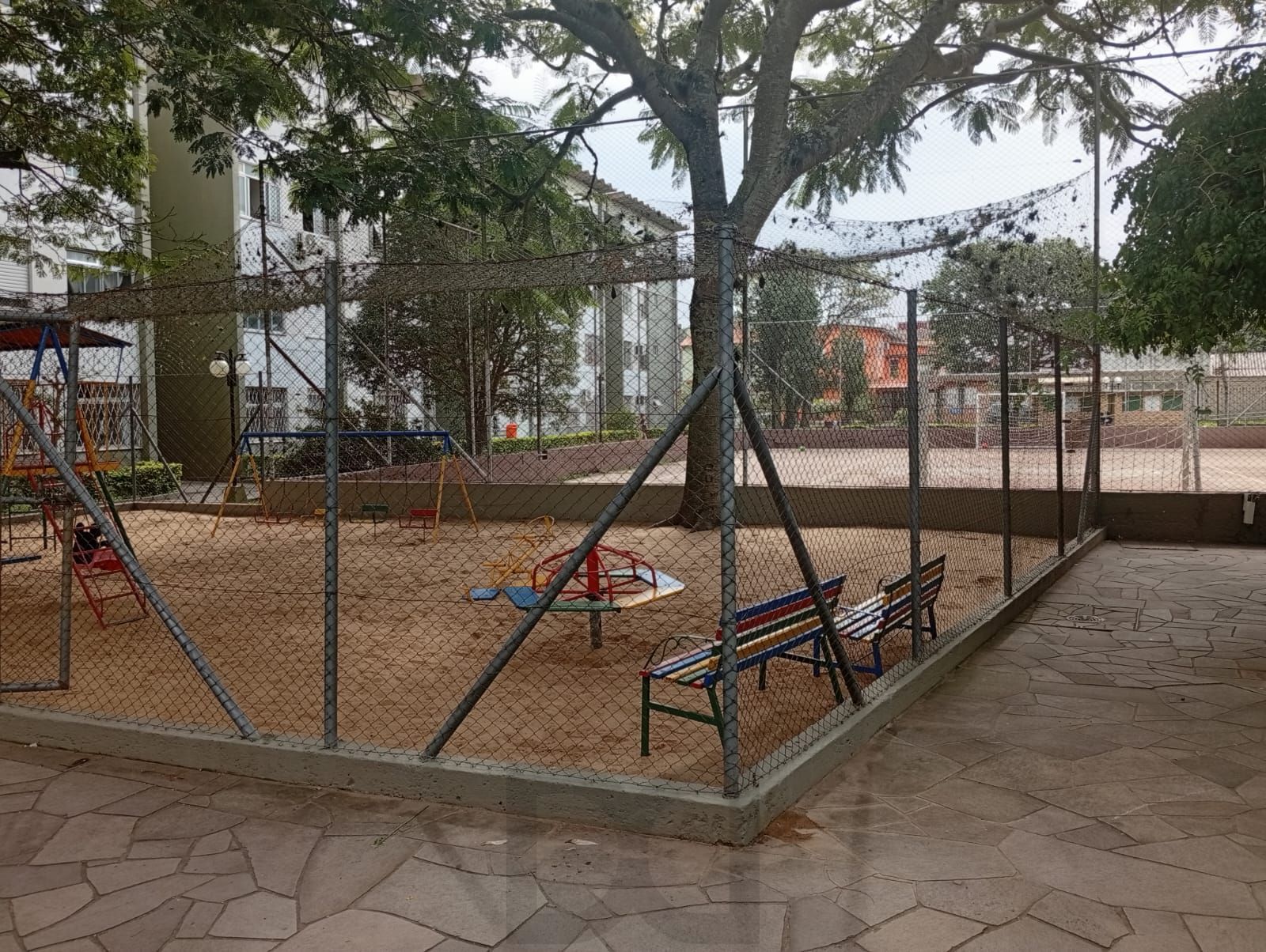 Amplo apartamento 02 dormitórios, no Bairro Vila Nova. — foto 28