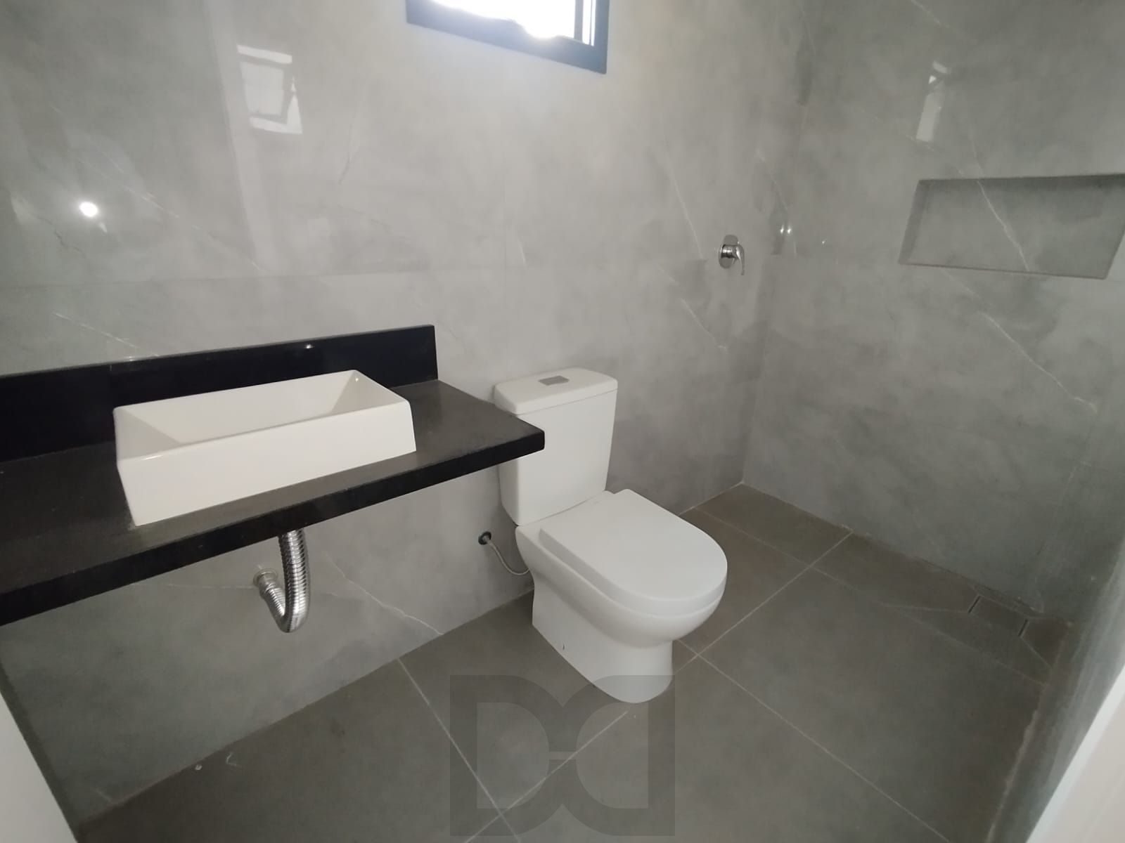Sobrado 3 quartos, sendo 1 suíte, 2 vagas, churrasqueira, zona sul-POA — foto 32