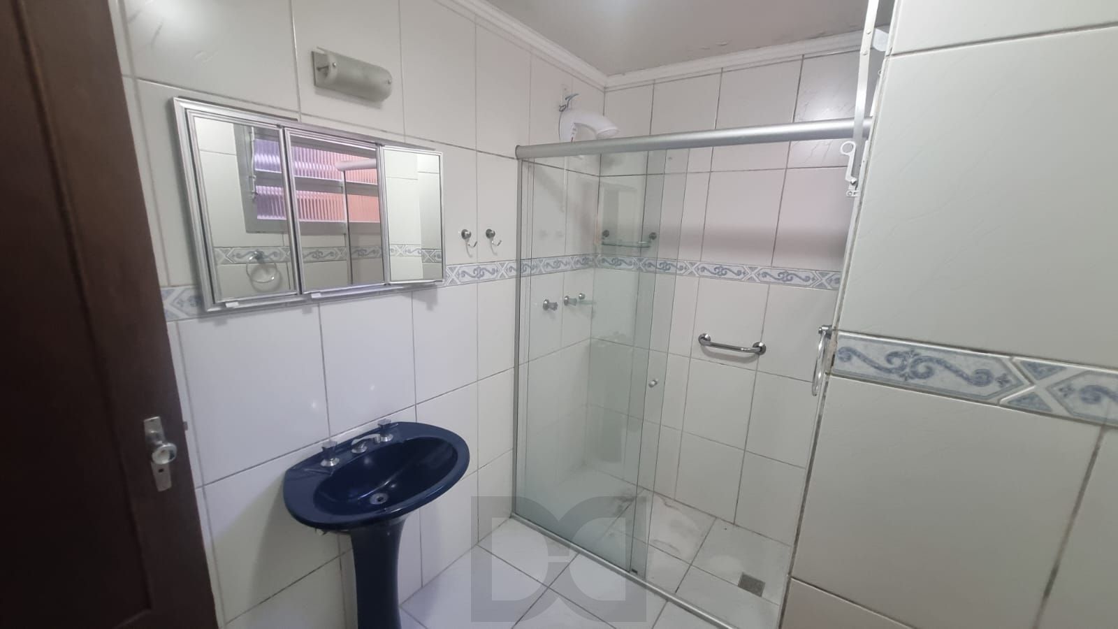 Ótima Residência com 5 dormitórios e 2 suítes. Bairro Santa Tereza. — foto 24