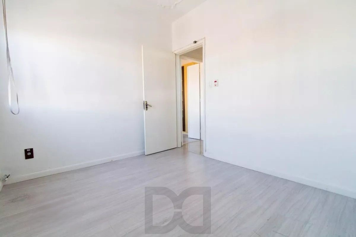 Ótimo apartamento no Menino Deus com 76,48m2 de área privativa, 3 dormitórios e 2 banheiros. — foto 9