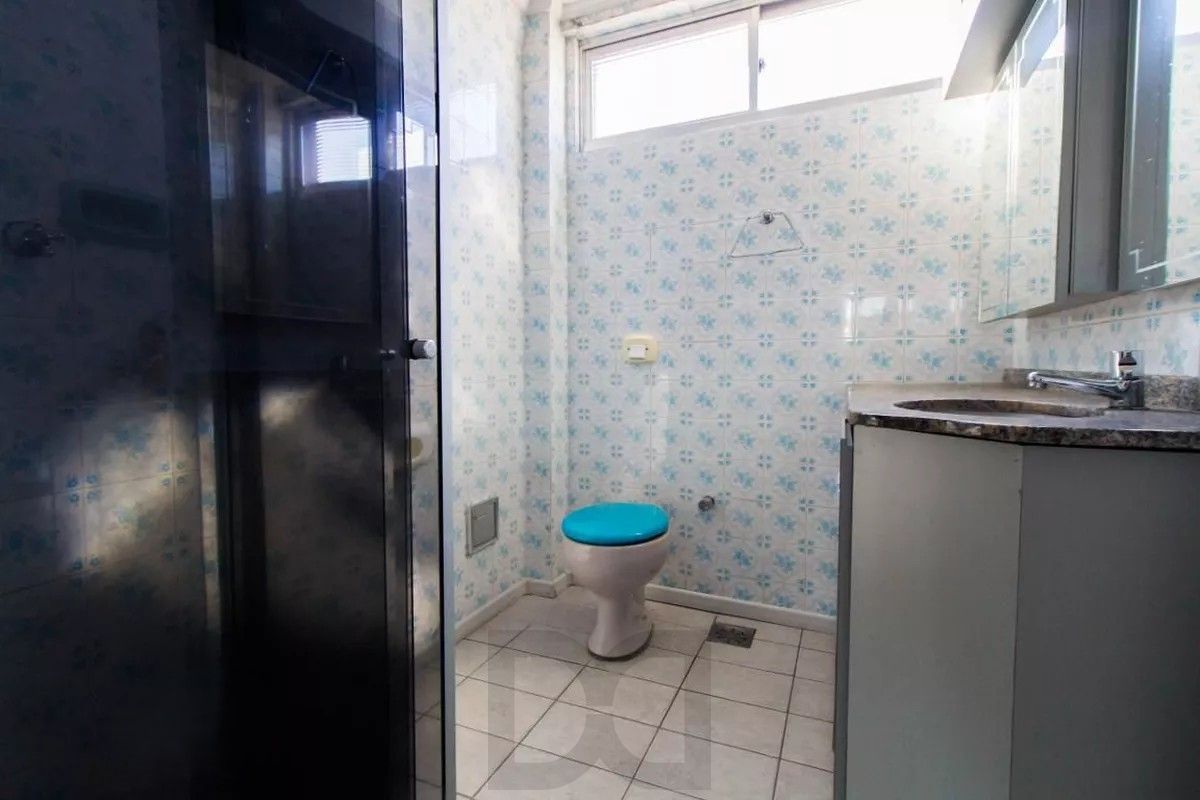 Ótimo apartamento no Menino Deus com 76,48m2 de área privativa, 3 dormitórios e 2 banheiros. — foto 10
