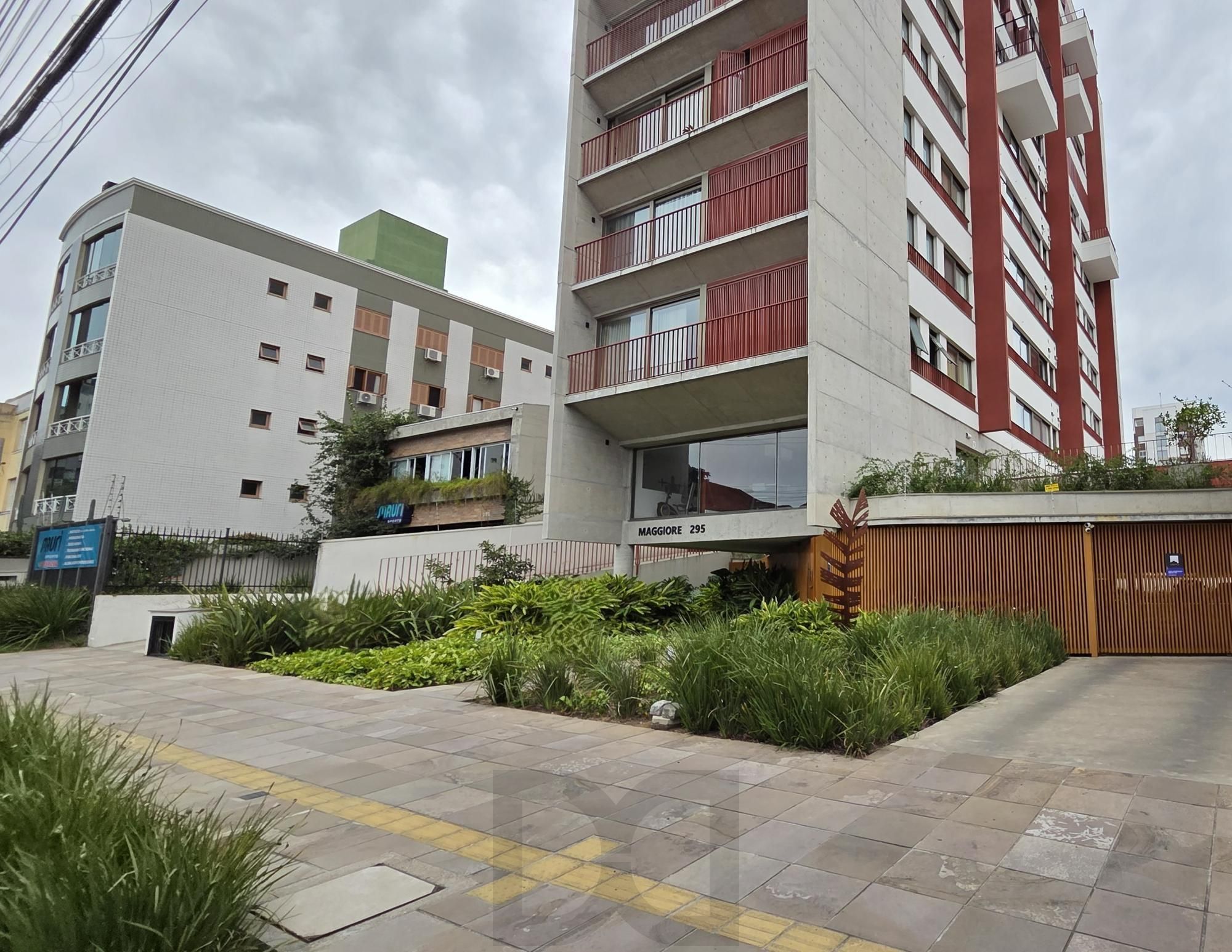 Apartamento com 88,1m2 privativos, 2 suites e 2 vagas lado a lado, andar alto e uma vista deslumbrante para o por do sol no Guáiba. — foto 1