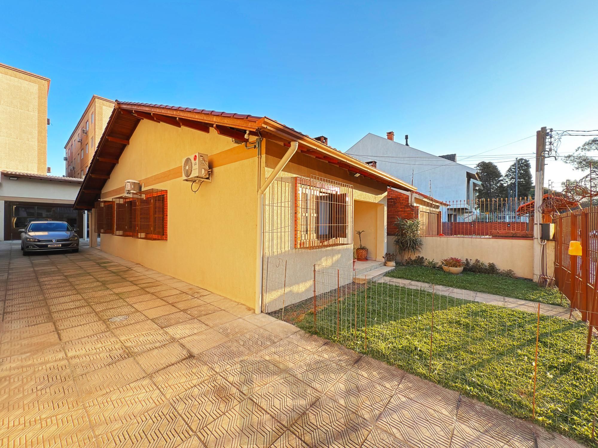 Casa à venda na Cavalhada – 2 Dormitórios com 330m² de terreno. — foto 14