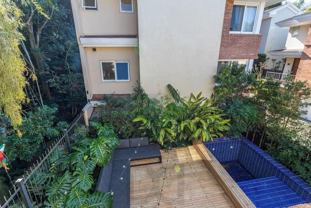 Casa em condomínio no Bairro Pedra Redonda de Alto Padrão construtivo. — foto 23