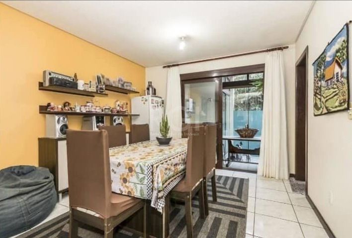 Casa em condomínio Fechado no Bairro Ipanema c/3 dormitórios. — foto 11