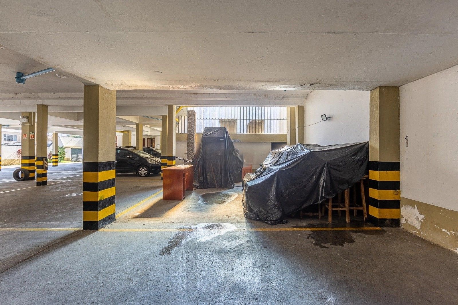 Cobertura duplex com 209,79m² de área privativa, conta com 3 dormitórios, 1 suíte e 2 vagas de garagem. — foto 31