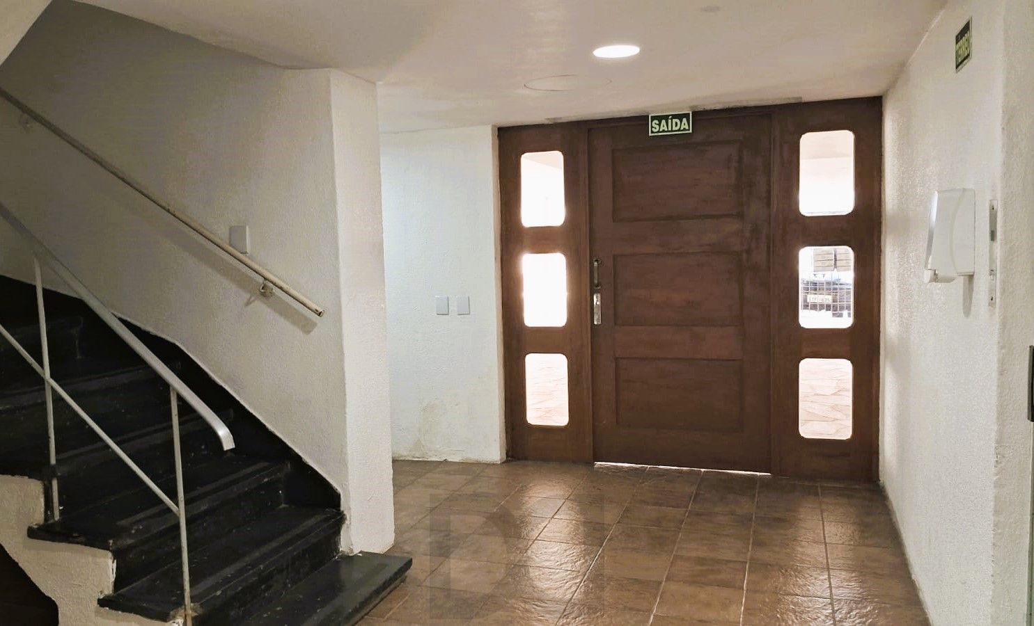 Lindo Apartamento com 1 dormitório no Bairro Menino Deus. — foto 7