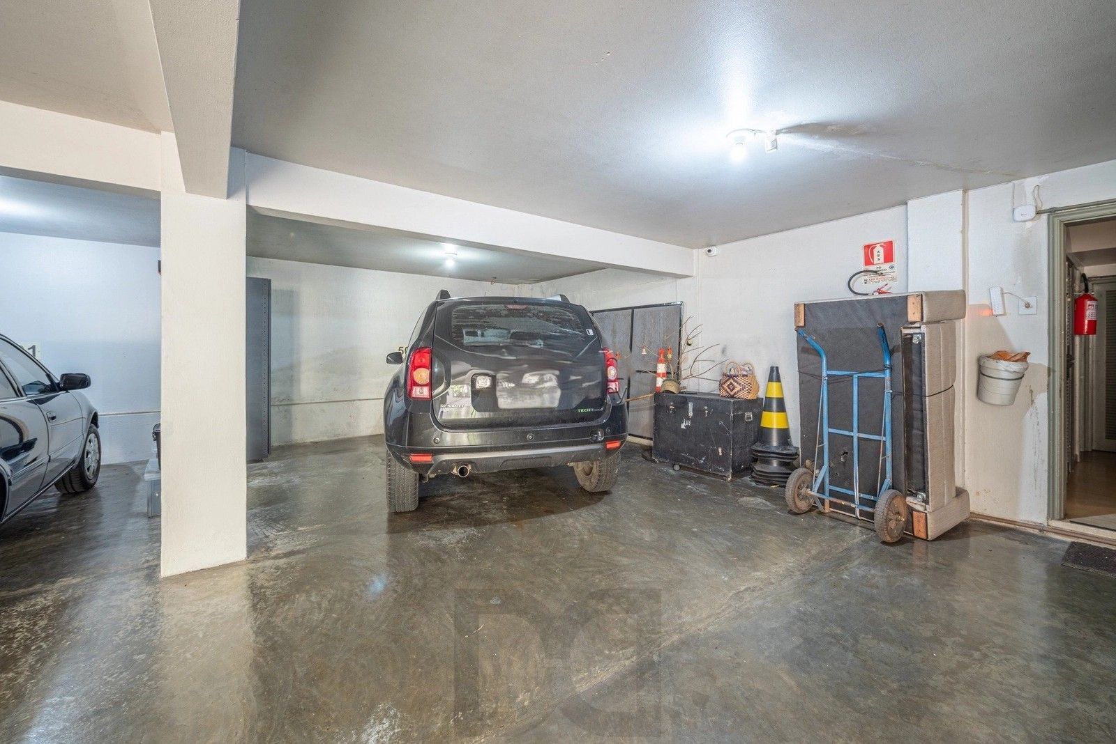 Excelente apartamento com 132m², 3 dormitórios e 2 vagas de garagem, no coração do bairro Menino Deus. — foto 26