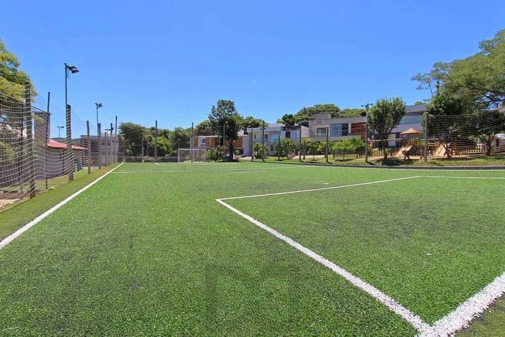 Apresentamos esta belíssima casa térrea 174m2 de área privativa, 3 suítes e 3 vagas de garagem, no Condomínio Altos do Lago. — foto 38