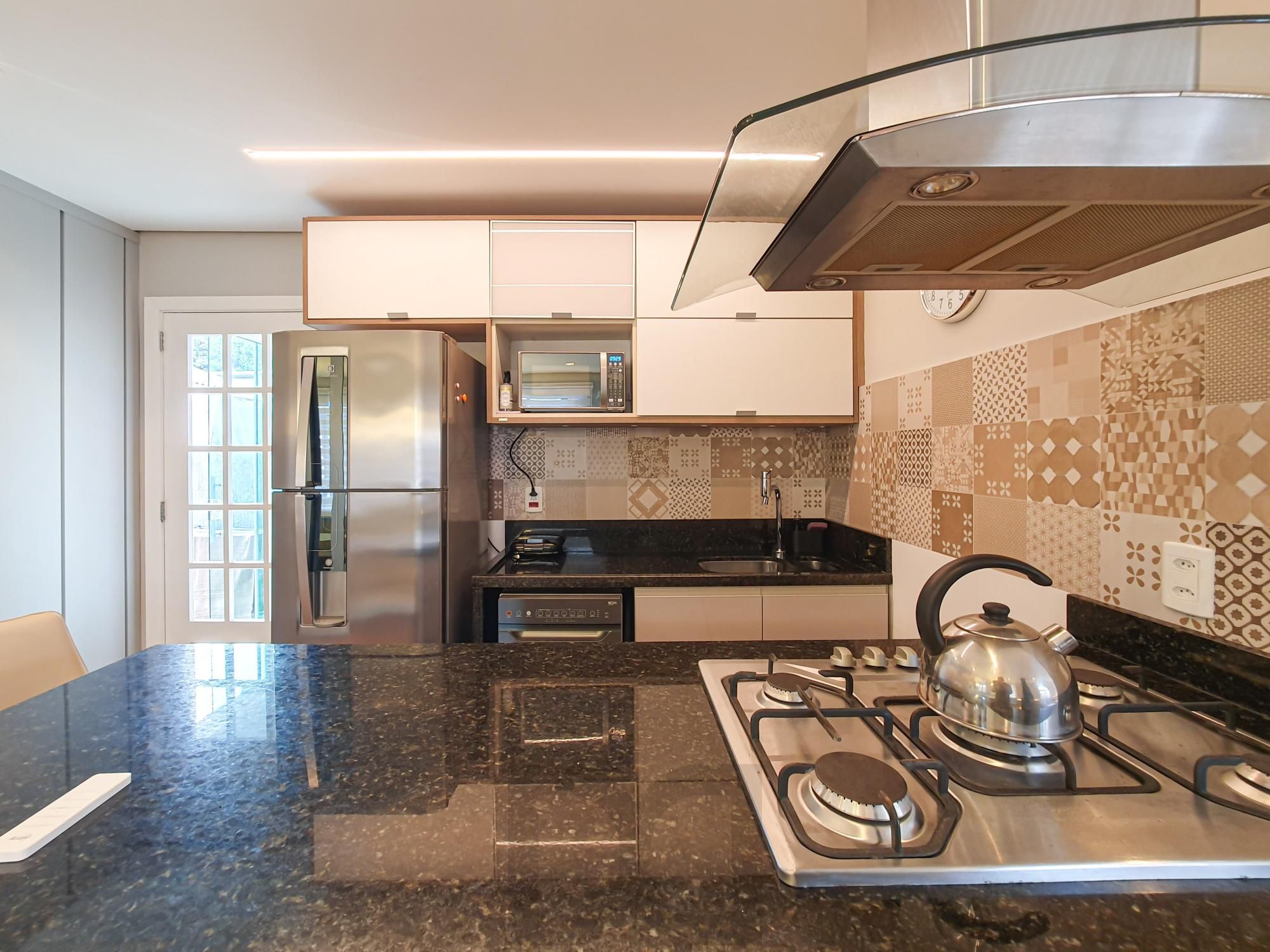 Excelente casa térrea 100% reformada 3 dormitórios, 1 suíte, pátio grande com piscina e espaço gourmet. — foto 9