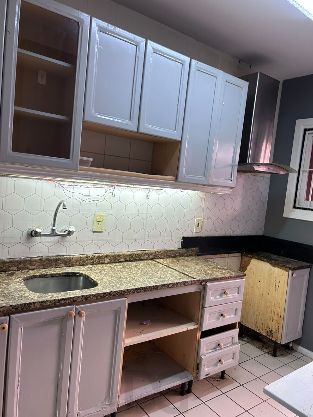 Casa condomínio 3 quartos, sendo 1 suíte, hidro e closet, 2 vagas — foto 4