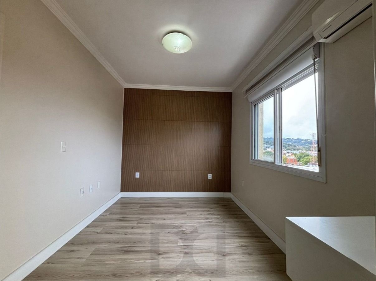 Apartamento com 2 dormitórios sendo 1 suíte, com churrasqueira e vaga coberta. — foto 22