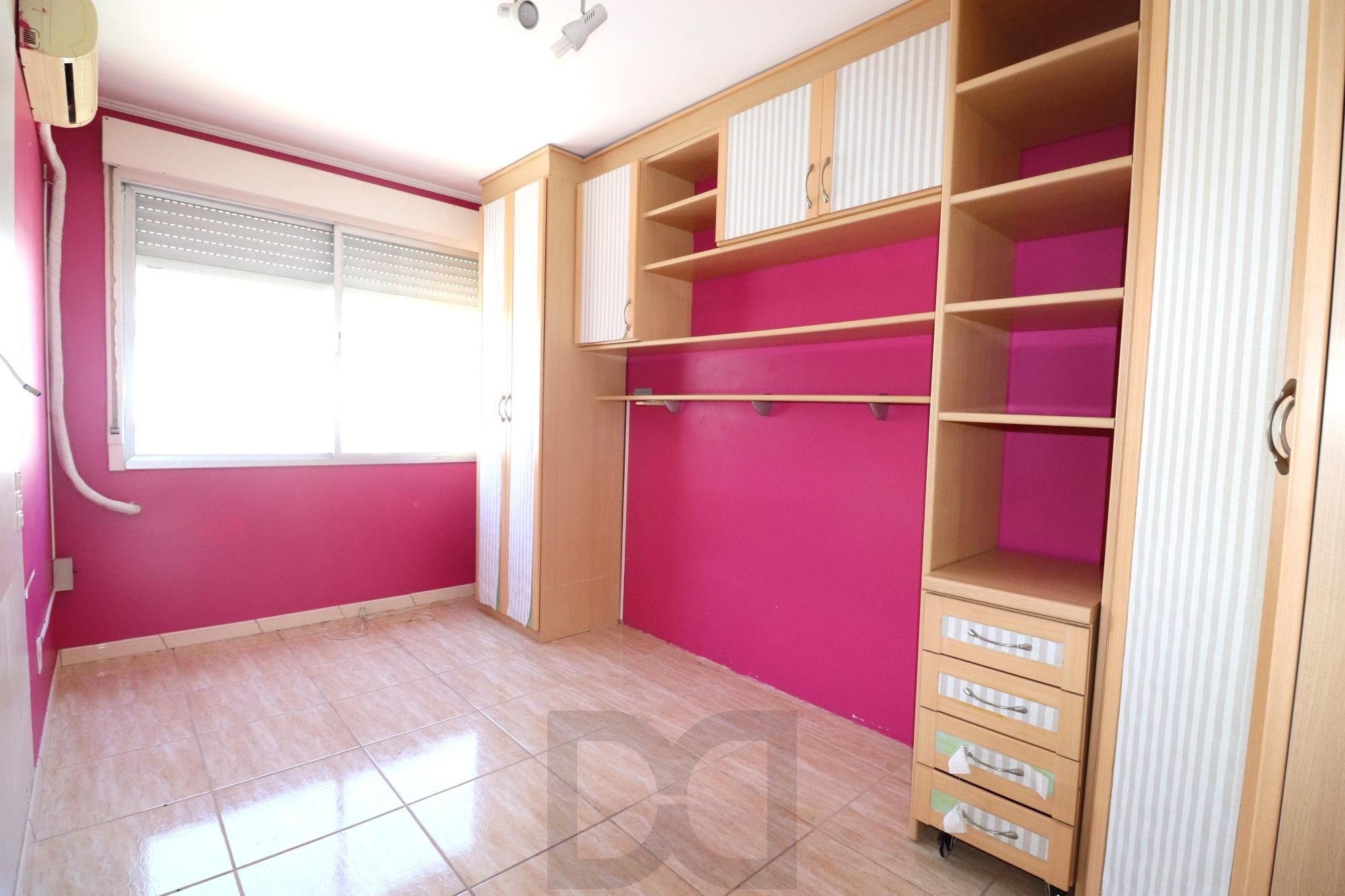 Ótimo apartamento com 79,4m2, 2 dormitórios, 1 vaga de garagem e dependencia completa. — foto 11