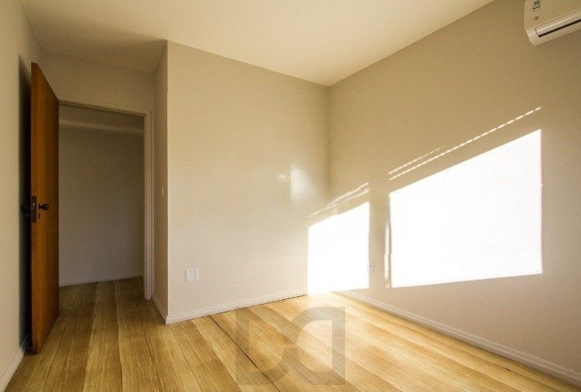Excelente apartamento de 1 dormitório na Rua Garibaldi, com 45 m² de área privativa. — foto 5