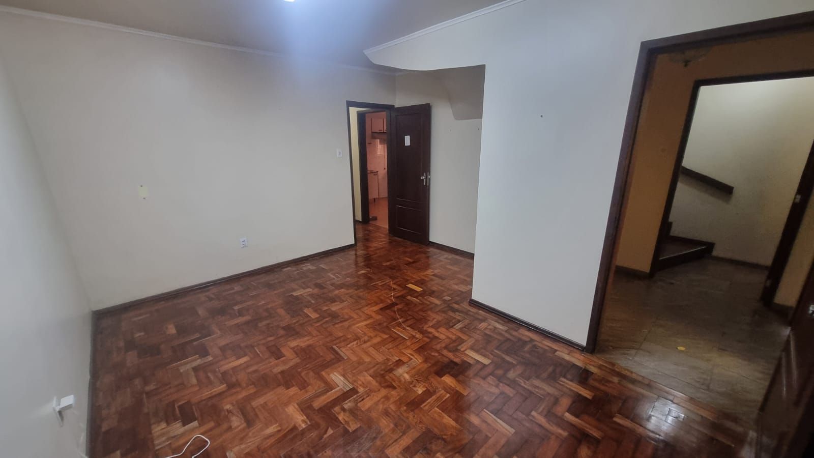 Ótima Residência com 5 dormitórios e 2 suítes. Bairro Santa Tereza. — foto 6